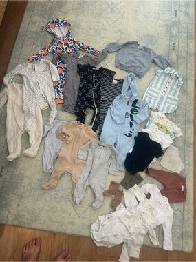 27 piece neutral baby lot 0-6 months